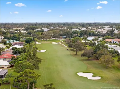 3952 SE Fairway W Stuart FL 34997