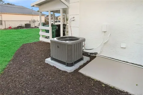 981 SW Bay State Road Port St Lucie FL 34953