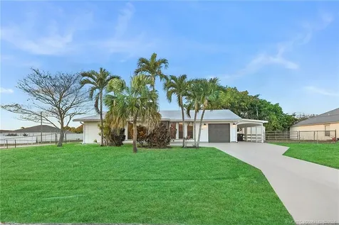 981 SW Bay State Road Port St Lucie FL 34953