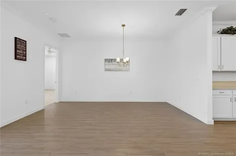 607 SE Mulberry Way Port St Lucie FL 34984