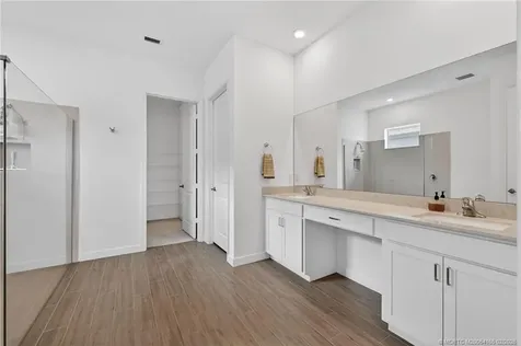 607 SE Mulberry Way Port St Lucie FL 34984