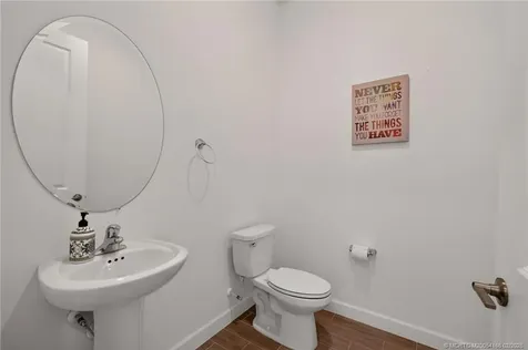 607 SE Mulberry Way Port St Lucie FL 34984