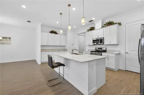 607 SE Mulberry Way Port St Lucie FL 34984