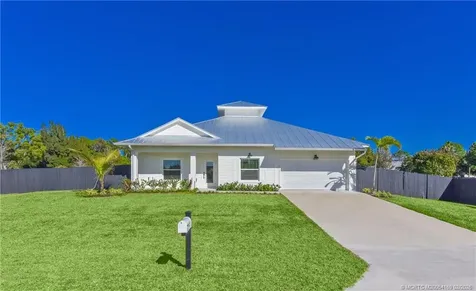 6225 SE Highland Avenue Stuart FL 34997
