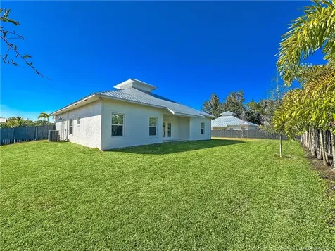 6225 SE Highland Avenue Stuart FL 34997