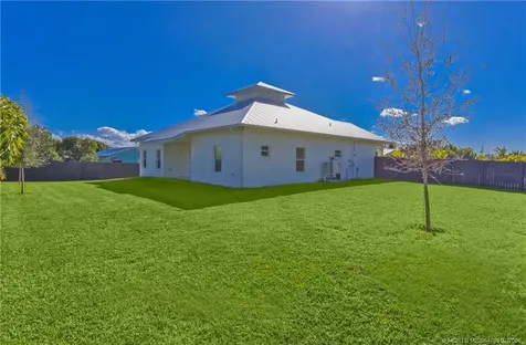 6225 SE Highland Avenue Stuart FL 34997