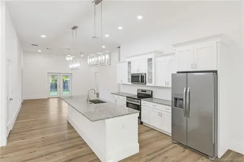 6225 SE Highland Avenue Stuart FL 34997