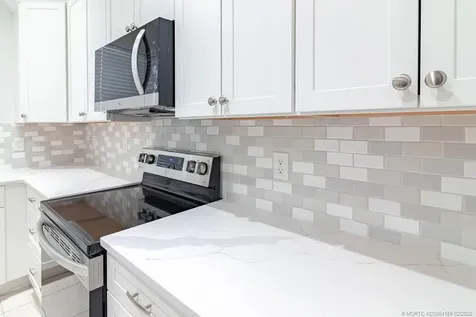 356 SE Bloxham Way Stuart FL 34997