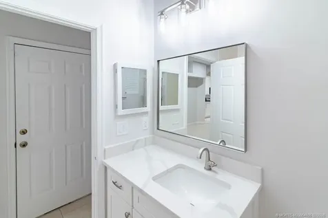 356 SE Bloxham Way Stuart FL 34997