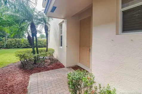 356 SE Bloxham Way Stuart FL 34997