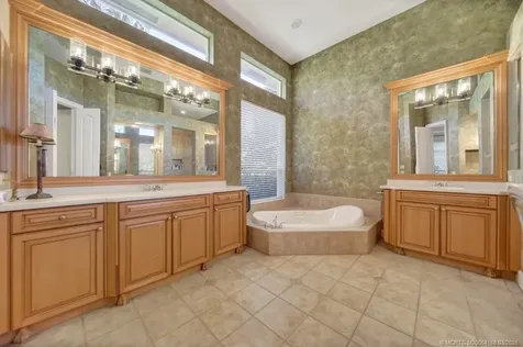 8823 Oak Grove Terrace Hobe Sound FL 33455