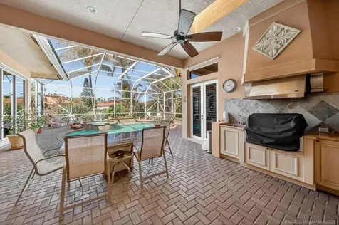 8823 Oak Grove Terrace Hobe Sound FL 33455