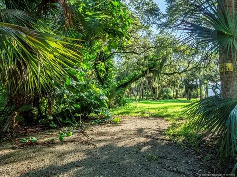 665 SE Saint Lucie Boulevard Stuart FL 34996
