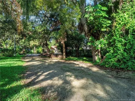 665 SE Saint Lucie Boulevard Stuart FL 34996