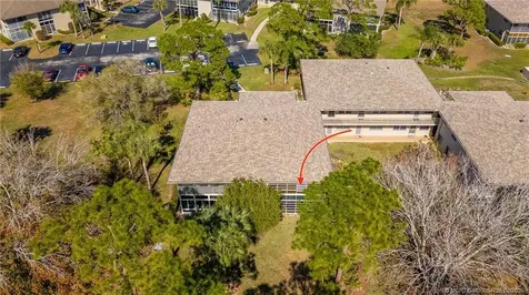 33 Lake Vista Trail Port St Lucie FL 34952