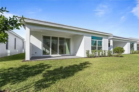 1552 SE Blue Sky Place Stuart FL 34997