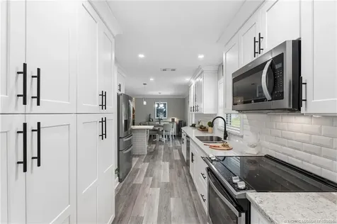 8905 SW Cherry Lane Stuart FL 34997