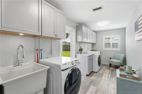 8905 SW Cherry Lane Stuart FL 34997