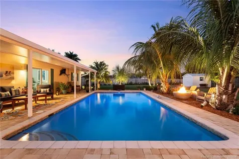 8905 SW Cherry Lane Stuart FL 34997