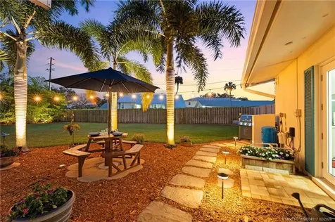 8905 SW Cherry Lane Stuart FL 34997