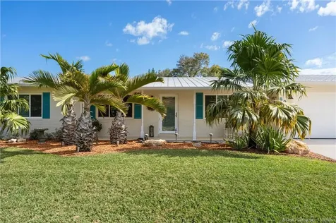 8905 SW Cherry Lane Stuart FL 34997