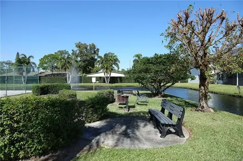 1290 SE Parkview Place Stuart FL 34994
