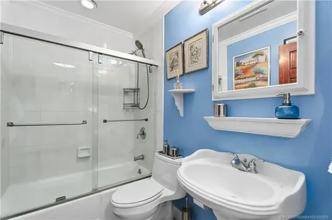 900 NW 11th Terrace Stuart FL 34994