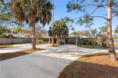 900 NW 11th Terrace Stuart FL 34994