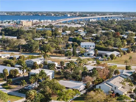 900 NW 11th Terrace Stuart FL 34994
