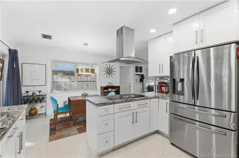 900 NW 11th Terrace Stuart FL 34994