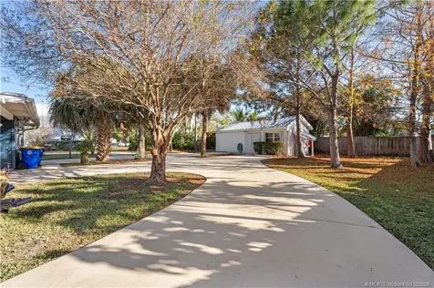 900 NW 11th Terrace Stuart FL 34994