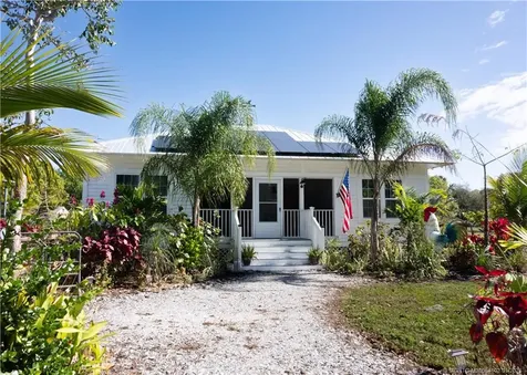 3121 Old Edwards Road Fort Pierce FL 34981