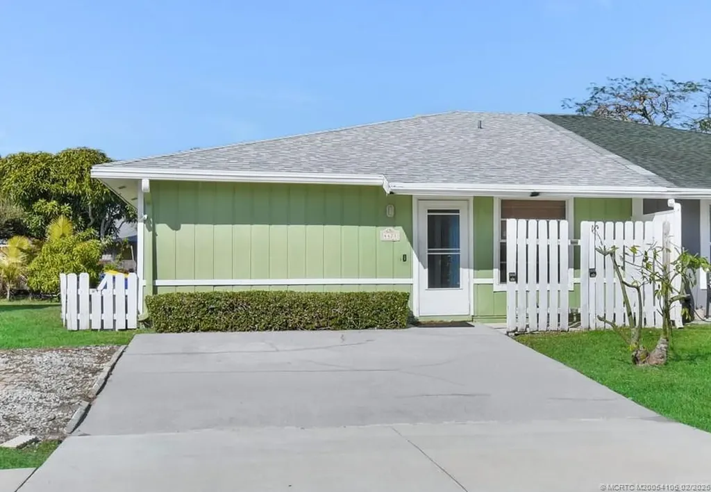 4471 SE Village Road Stuart FL 34997