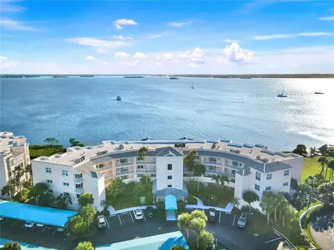 5700 NE Island Cove Way Stuart FL 34996