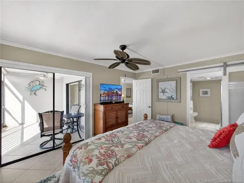 4680 NE Sandpebble Trace Stuart FL 34996