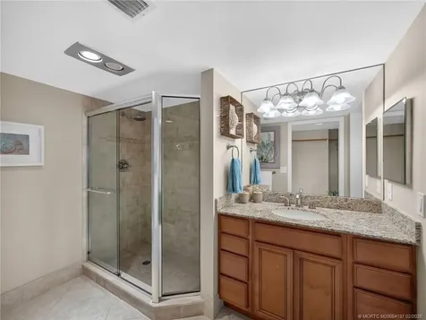 4680 NE Sandpebble Trace Stuart FL 34996