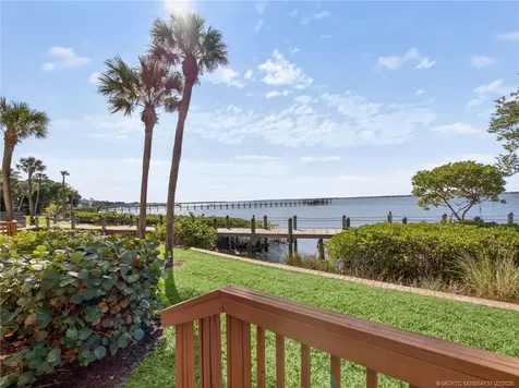 4680 NE Sandpebble Trace Stuart FL 34996