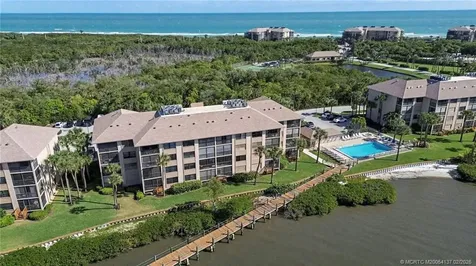 4680 NE Sandpebble Trace Stuart FL 34996