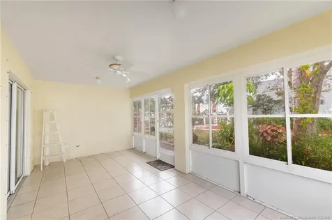 8 Santa Maria Court Port St Lucie FL 34952