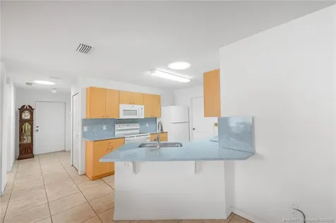 8 Santa Maria Court Port St Lucie FL 34952