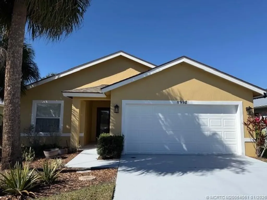 8998 SW Bonneville Drive Stuart FL 34997