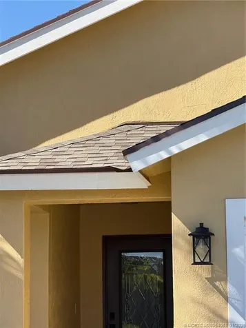 8998 SW Bonneville Drive Stuart FL 34997