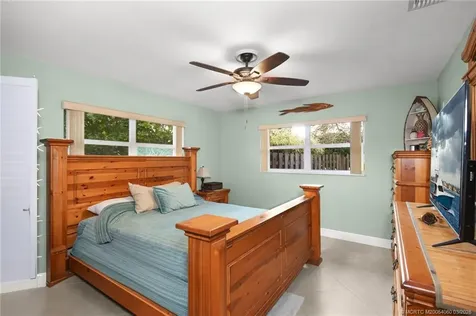 1642 Thumb Point Drive Fort Pierce FL 34949