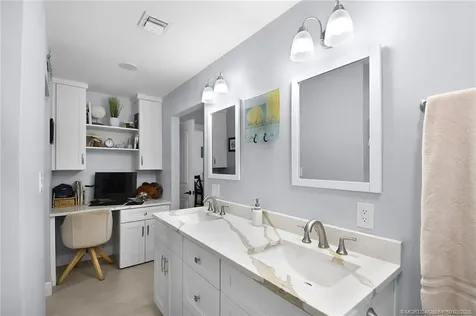 1642 Thumb Point Drive Fort Pierce FL 34949