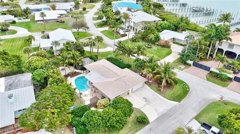 1642 Thumb Point Drive Fort Pierce FL 34949