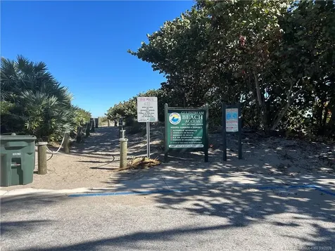 1642 Thumb Point Drive Fort Pierce FL 34949