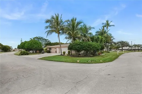 1642 Thumb Point Drive Fort Pierce FL 34949
