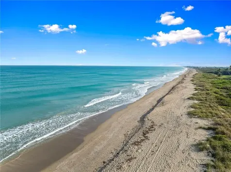 4751 NE Ocean Boulevard Jensen Beach FL 34957