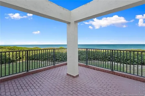 4751 NE Ocean Boulevard Jensen Beach FL 34957