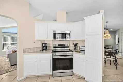 8004 Long Drive Port St Lucie FL 34952
